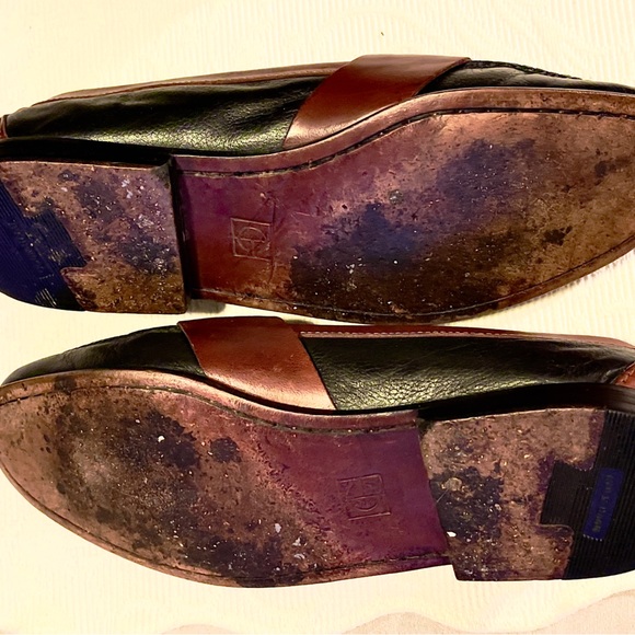 Cole Haan Mens two toned tasseled slip on shoes, excellent pre-owned condition. - Picture 3 of 6